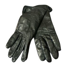 Elegant Black Leather Women's Gloves